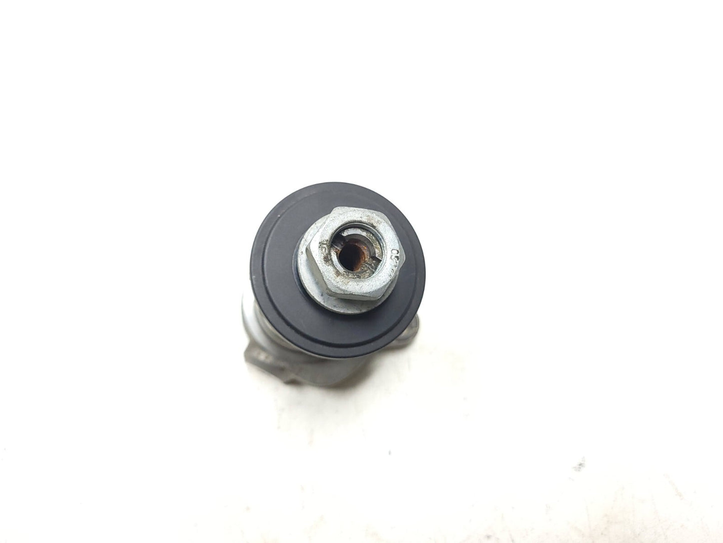 05-08 BMW K1200r K1200 Lower Triple Tree Yoke Clamp Shaft Bearing 7674671 OEM