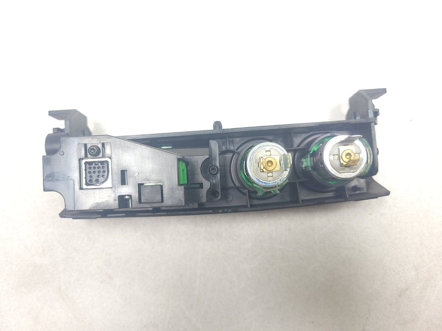 2007 Range Rover Rear Entertainment Audio Video Input Jack Panel OEM