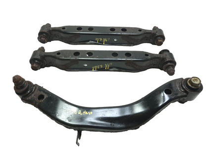 2015 Nissan Juke Rear Lower Control Arm Left & Right W/ Upper Control Arm OEM