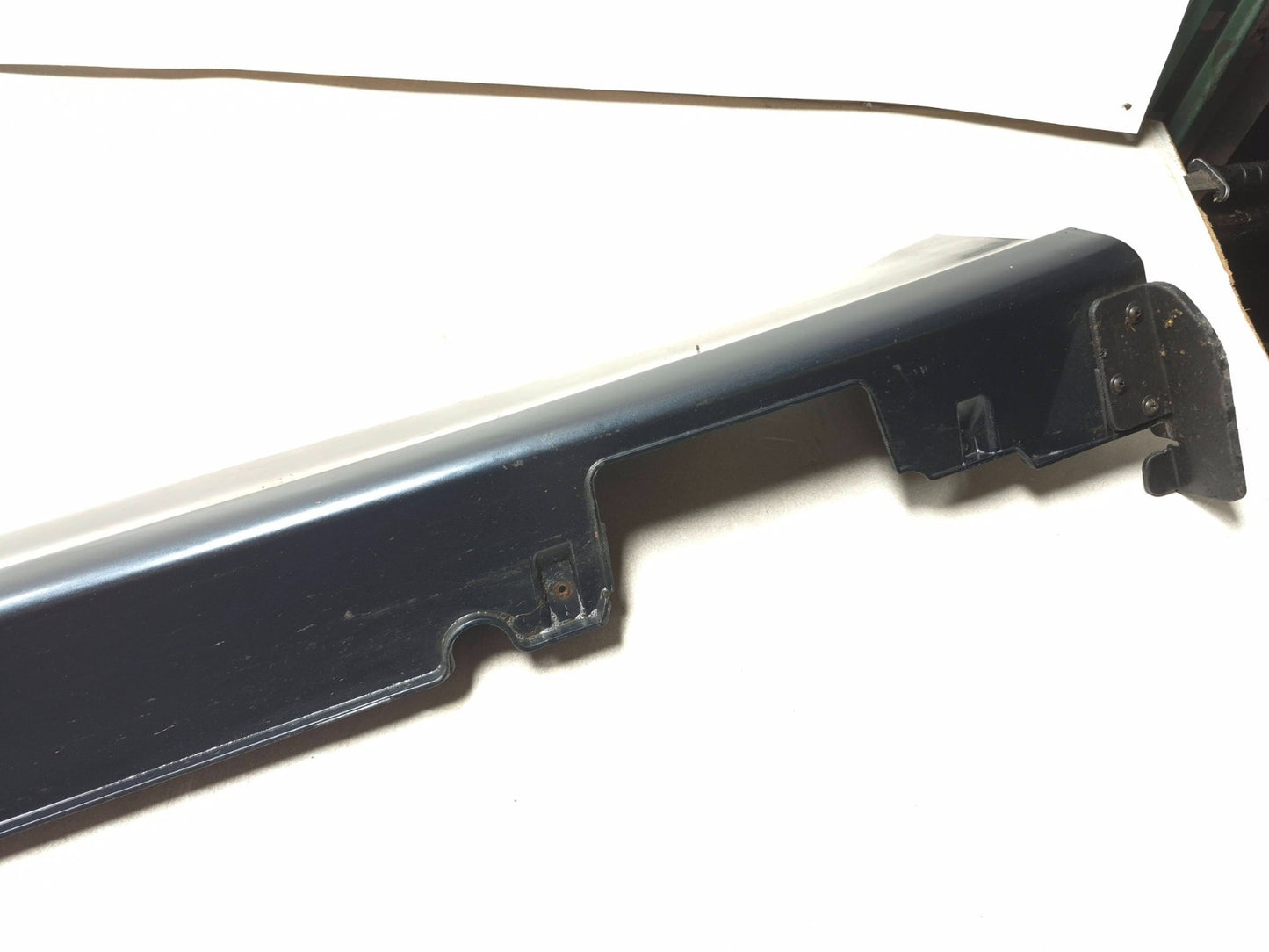 2012 Hyundai Sonata Left Driver Side Skirt Rocker Panel Molding OEM