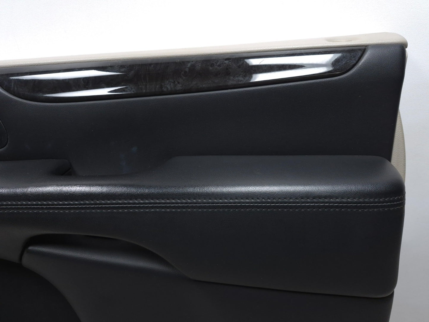 2013 Dodge Grand Caravan Front Passenger Door Panel Trim Oem✅