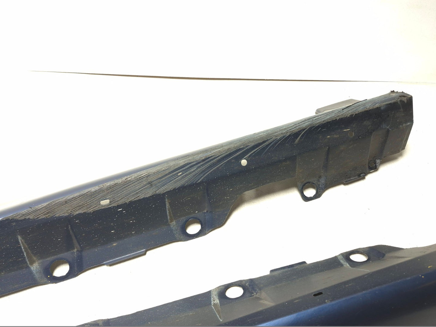 2004 Toyota Corolla Sedan Skirt Rocker Panel Molding Left & Right Pair OEM