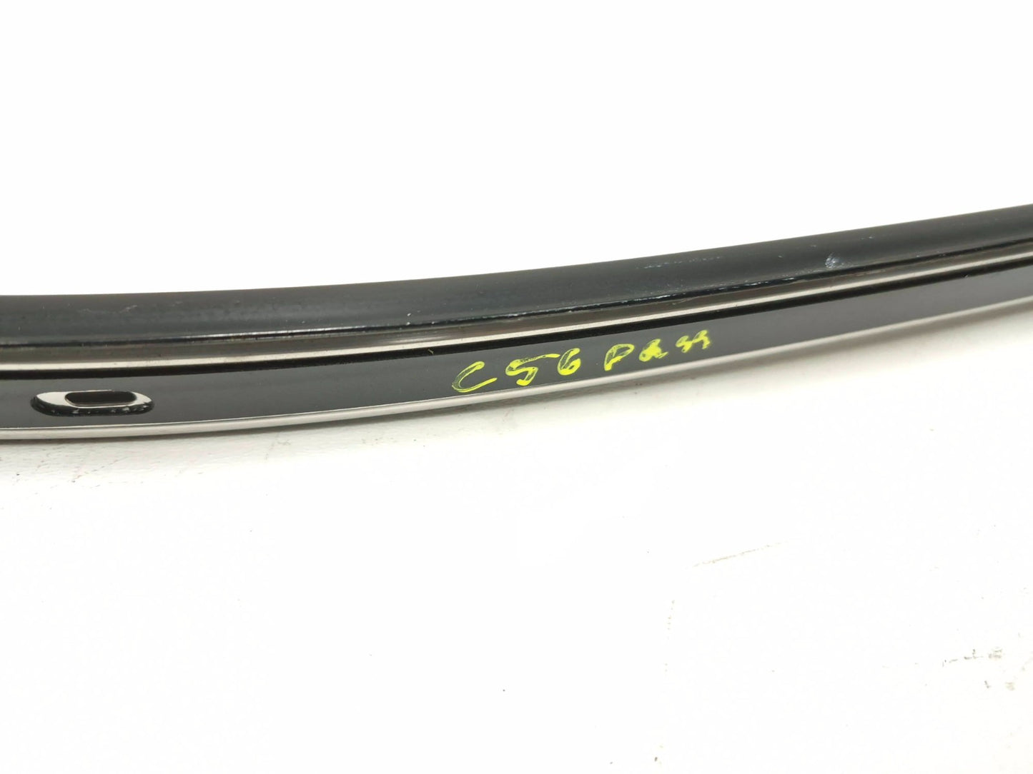 2020 Dodge Challenger 5.7l Front Upper Door Seal Weatherstrip Molding Pair OEM