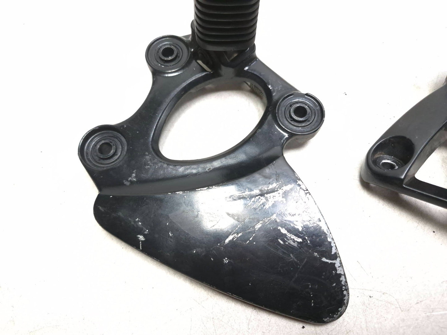 2001 Suzuki Gsx 750f Katana Rear & Front Left Footrest Peg Pair OEM
