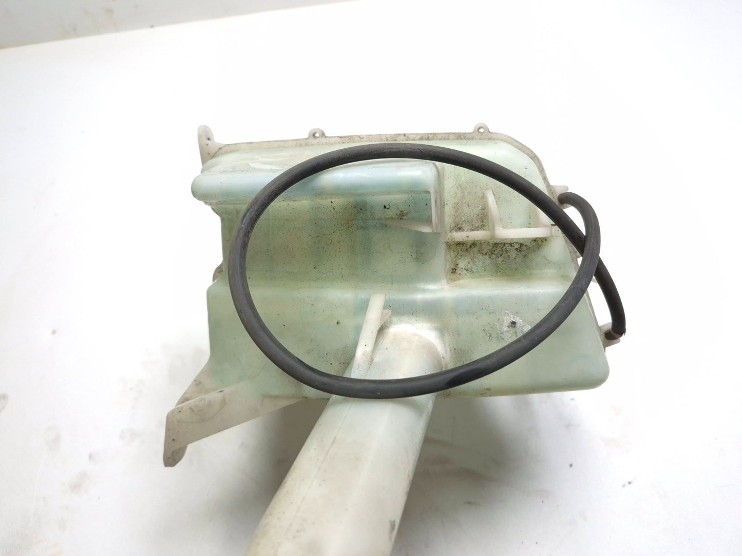 2004 Toyota Corolla Matrix Windshiel Washer Fluid Reservoir 85315-02110 OEM