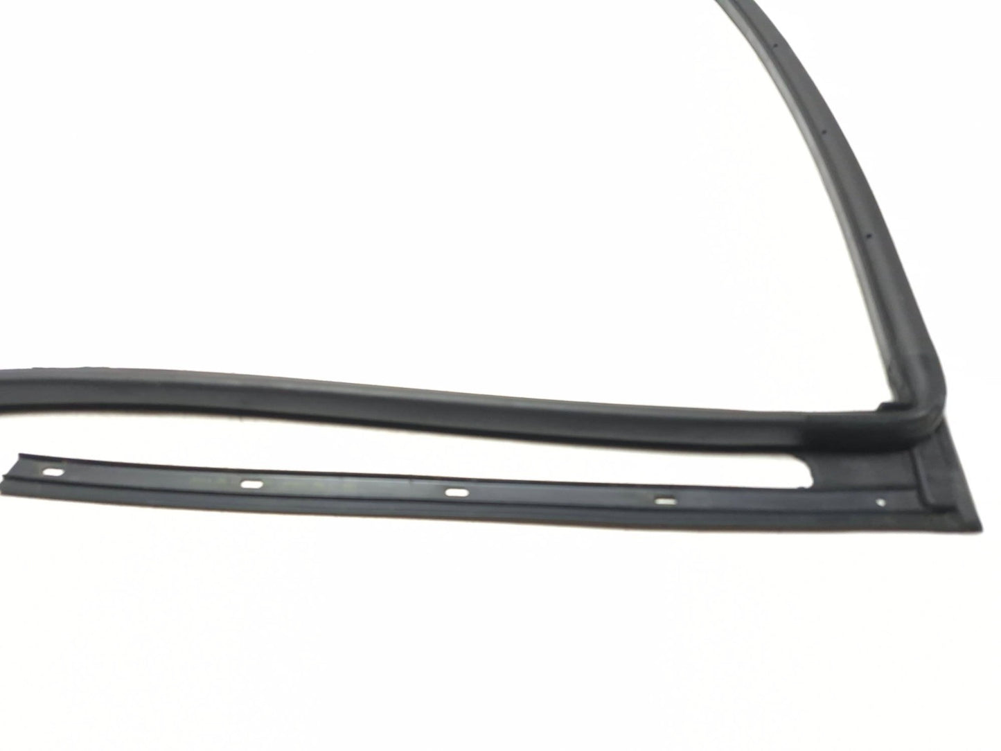 2014 Hyundai Accent Door Weatherstrip Seal Rear Driver OEM