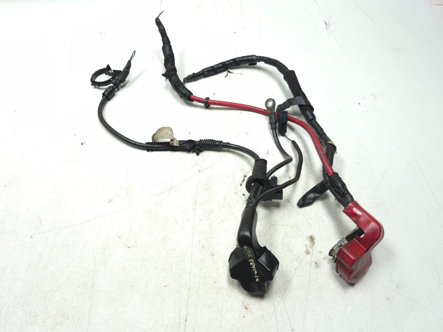 2011 GMC Terrain 2.4l Battery Cable Positive & Negative Pair OEM