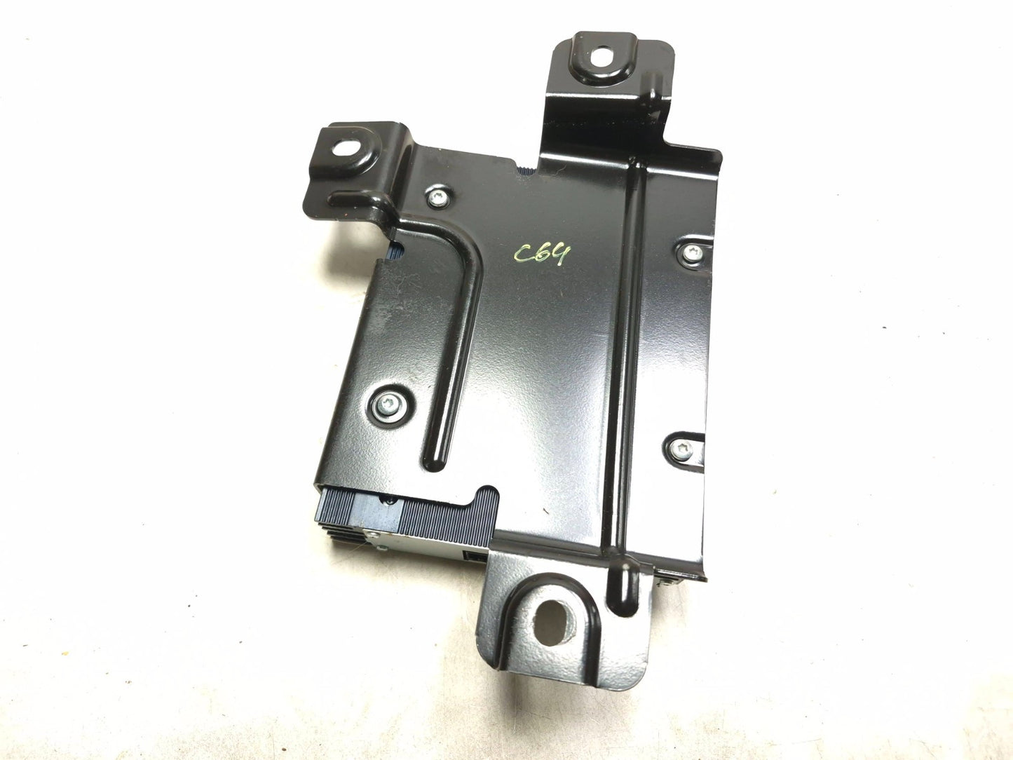 2017 Dodge Journey Audio Amplifier & Bracket OEM