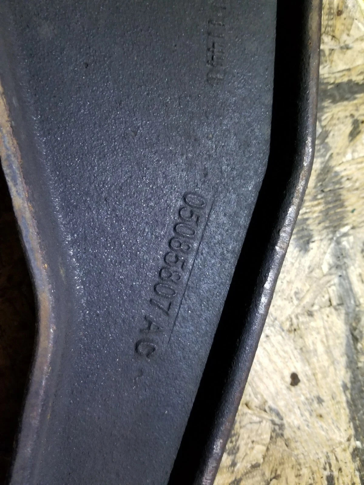 2011 Chrysler 200 Cabrio Front Lower Control Arm Left & Right OEM