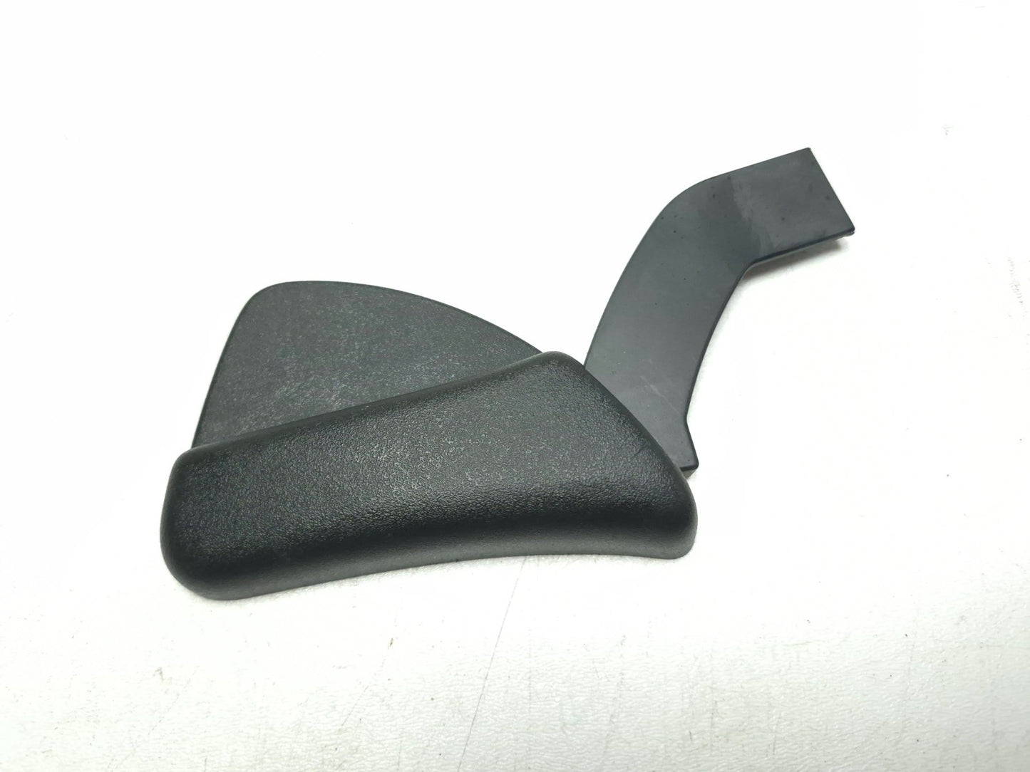 2011 Nissan Juke Seat Side Trim Front Passenger Side Right OEM