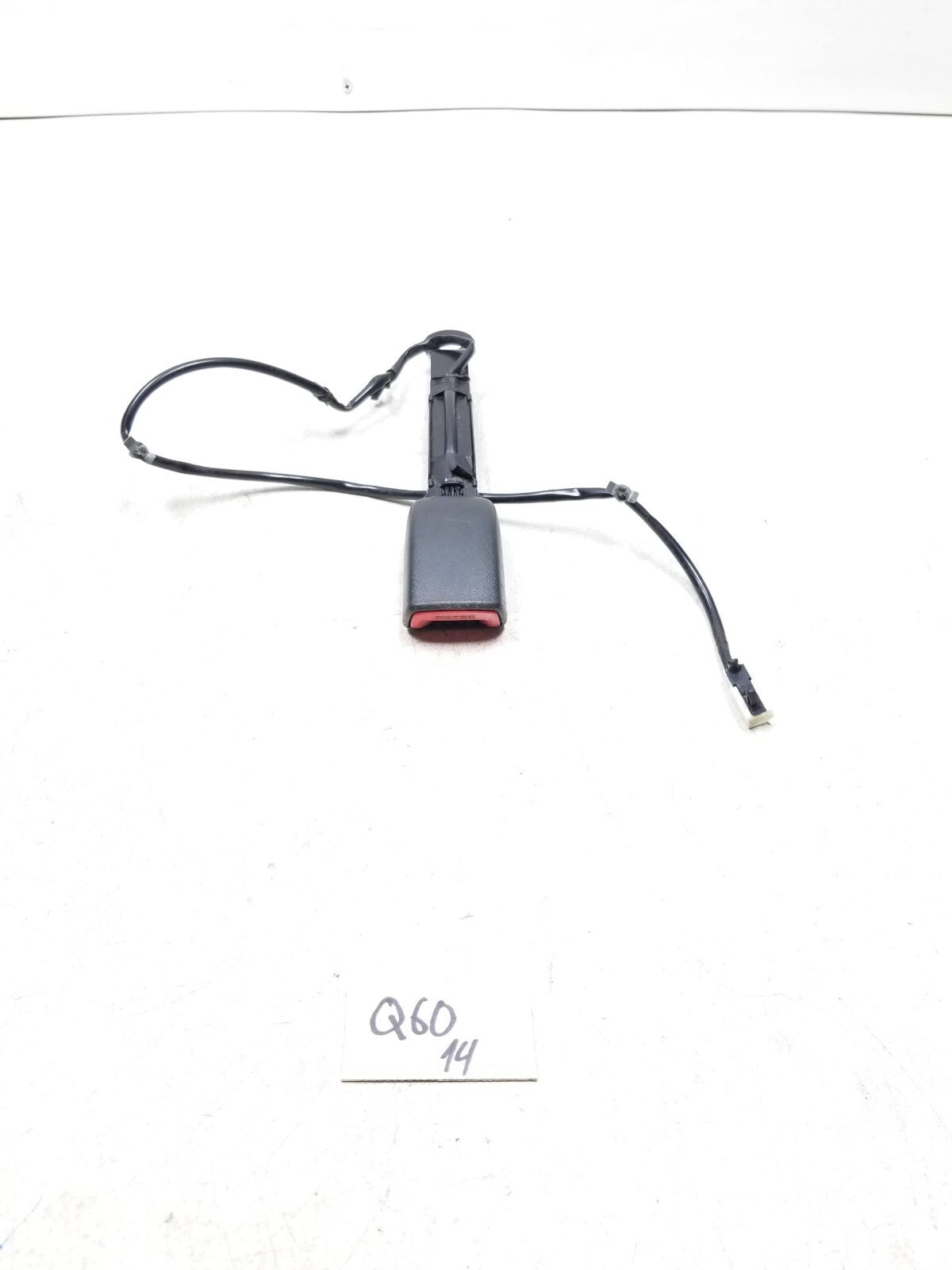 2014 Infiniti Q60 Front Driver Seat Belt Buckle OEM