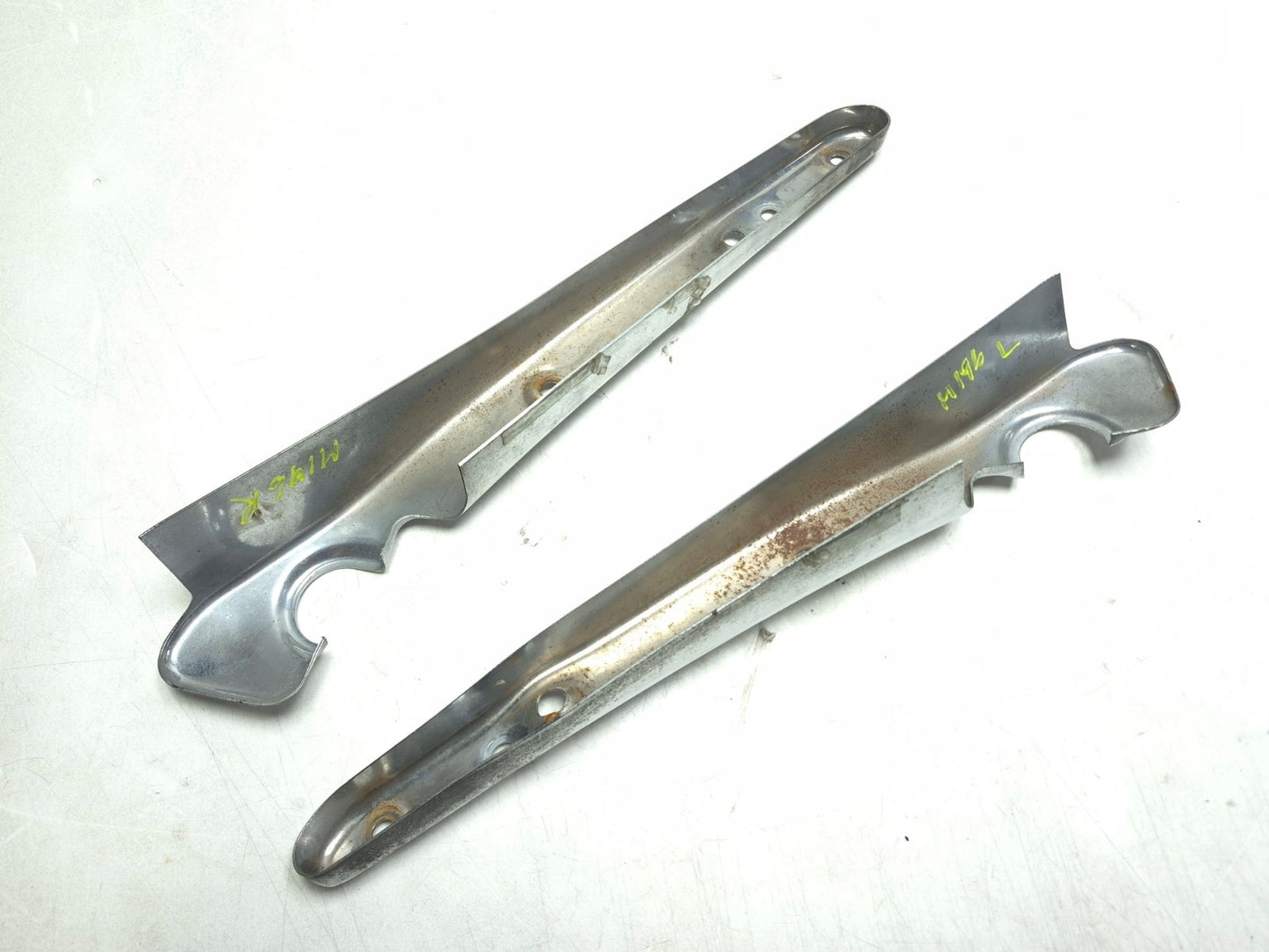 2004 Harley-davidson Sportster Xl883 Rear Fender Support Left & Right Pair OEM
