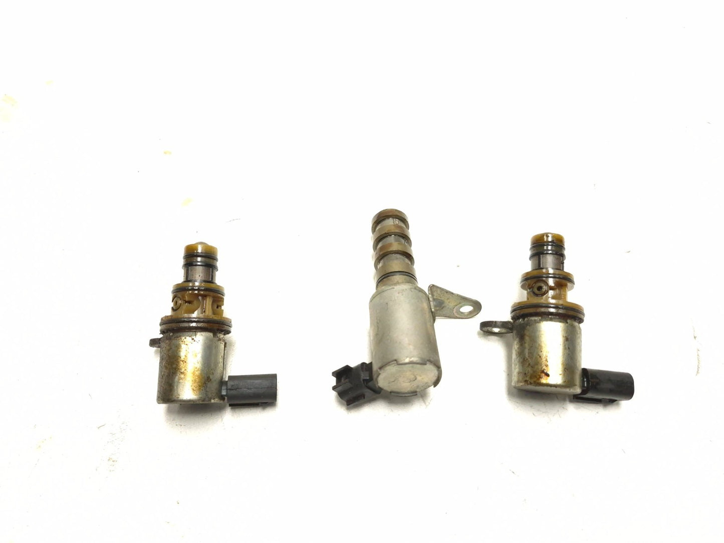 2020 Dodge Challenger 5.7l Engine Variable Valve Timing Solenoid 3 Pcs OEM