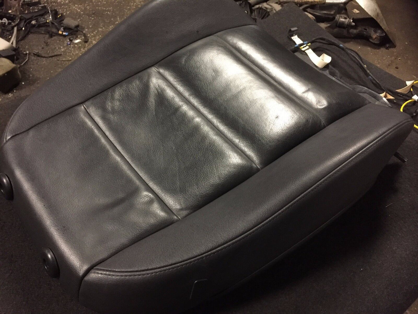 05 06 07 08 Audi A6 C6 Front Right Passenger Seat Upper Cushion OEM