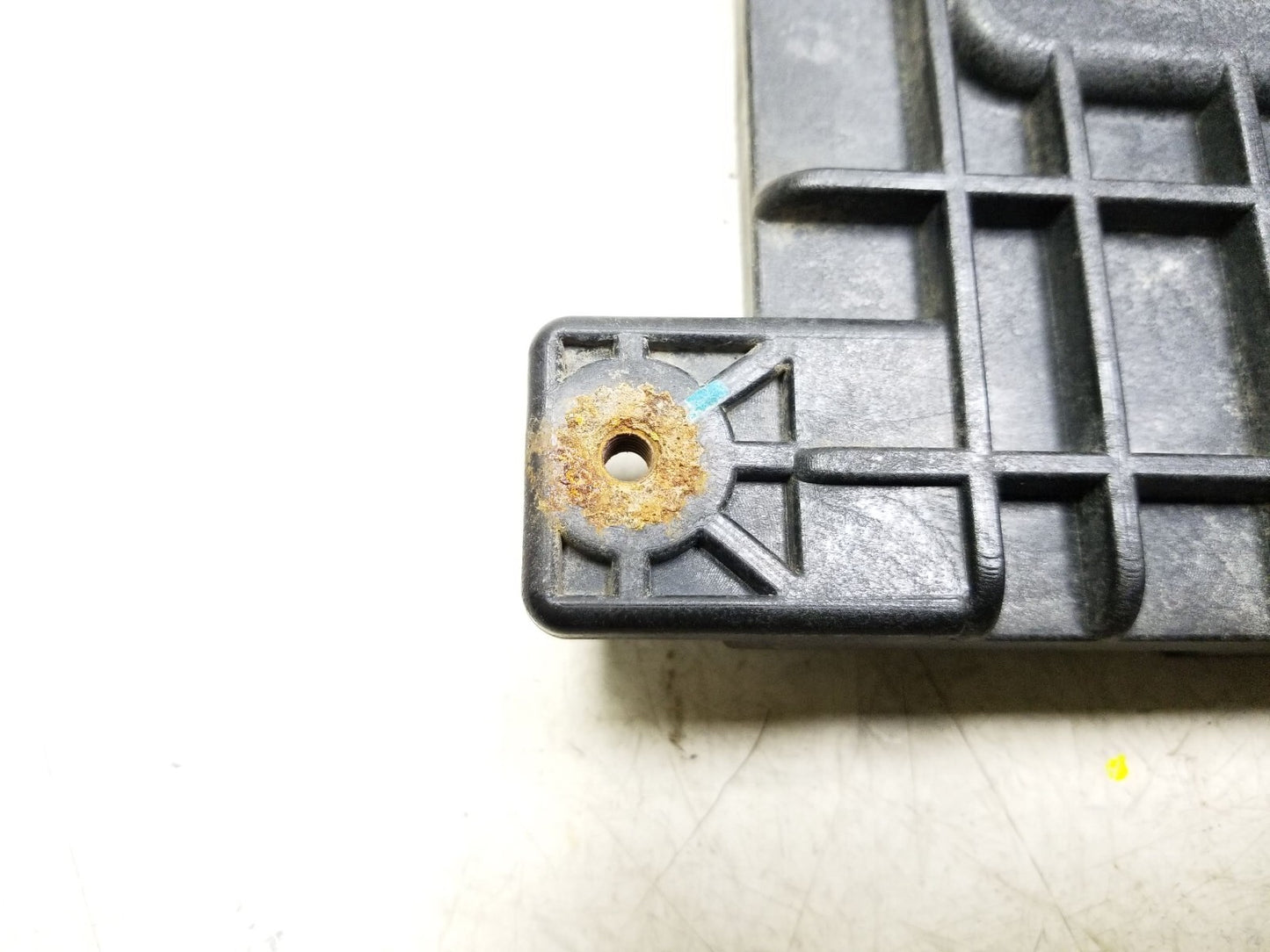 2011 - 2016 Kia Sportage Battery Tray Holder  OEM