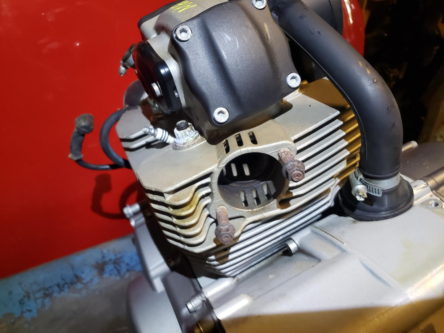 2011 Ducati Monster 696 Engine Motor OEM