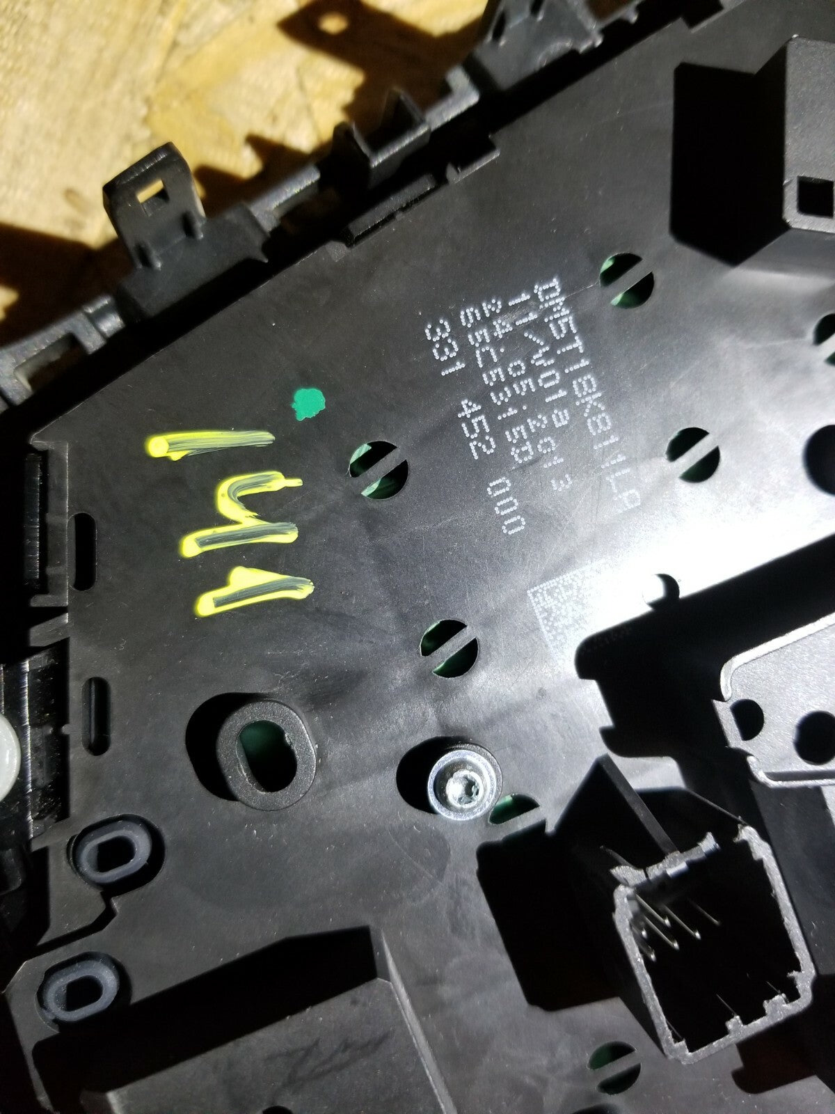 2013 Ford Focus Dashboard Radio Trim Bezel W/ Control Switch OEM