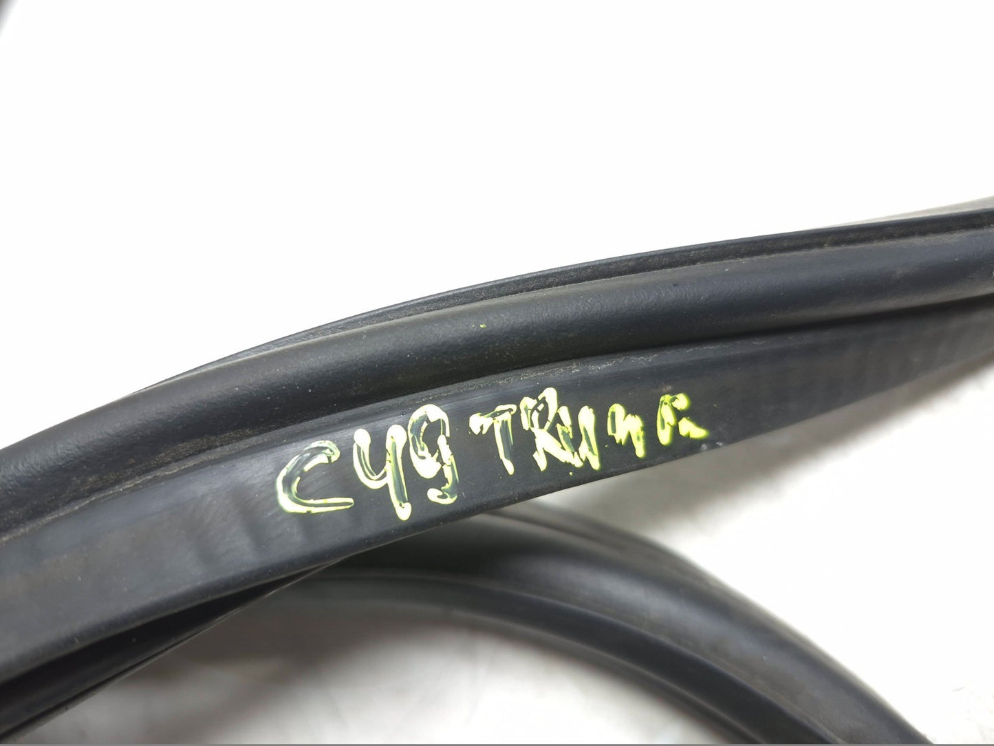 2013 BMW 328i F30 Sedan Trunk Lid Weatherstrip Seal OEM