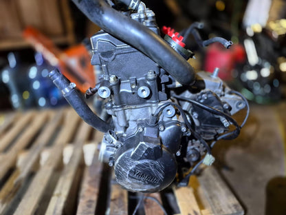 2003 - 2005 Yamaha Yzf R6 R6s Engine Motor OEM