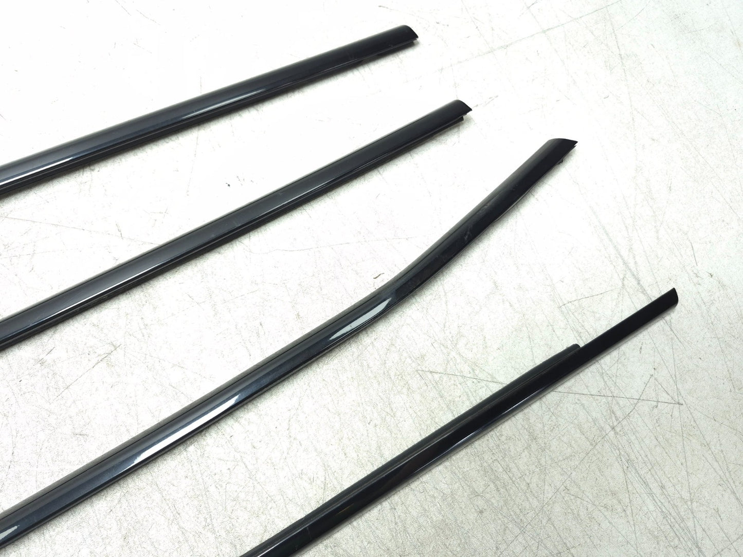 2008 BMW X6 E71 Door Window Belt Strip Molding Front & Rear 4pcs OEM