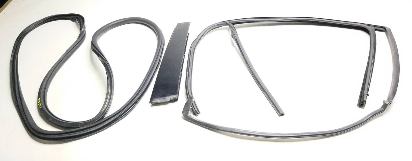 2013 VW Golf GTI Upper Door Glass Weatherstrip Rear Driver Side Left OEM ☑️