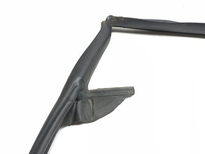 2018 Tesla Model 3 Rear Door Seal & Belt Molding Driver Side Lh 3pcs OEM