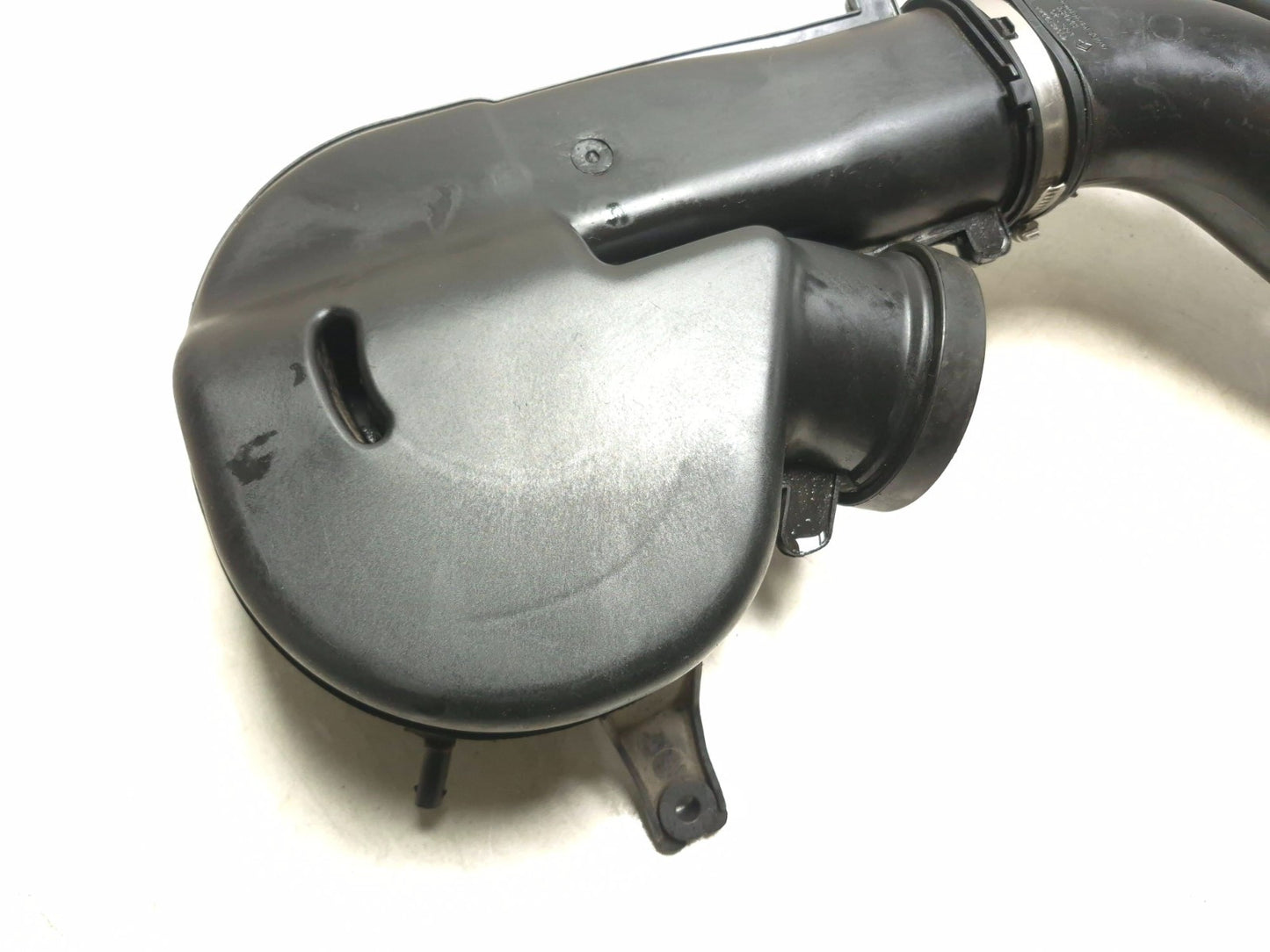 2017 Dodge Journey Air Intake Tube Resonator 3.6l OEM