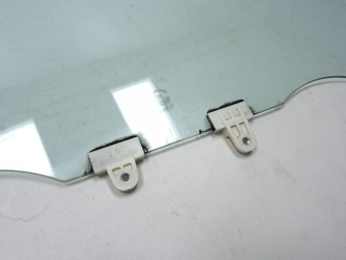 2011 Nissan Juke Door Window Glass Front Driver Side Left OEM