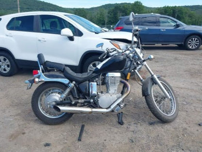 2001 Suzuki Sawage Ls650p Liecense Plate Lamp & Bracket OEM