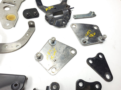 2007 Yamaha Xvs 1300 V-star Holder & Bracket 21 Pcs OEM