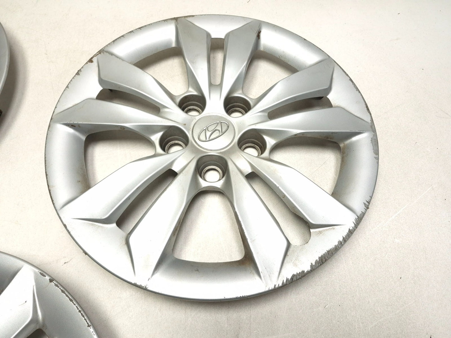 2012 Hyundai Sonata Wheel Hub Cap Cover 3pcs OEM