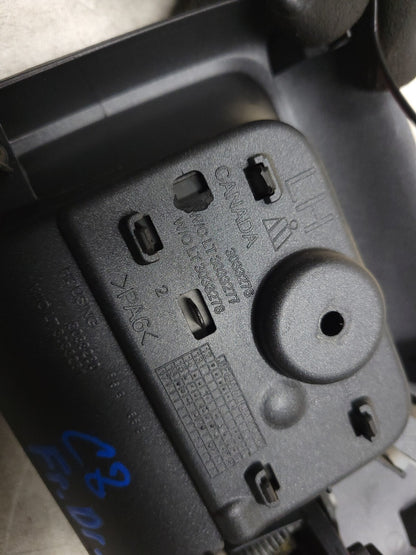 2014 - 2019 Chevrolet Silverado 1500 Drivers Door Interior Handle OEM