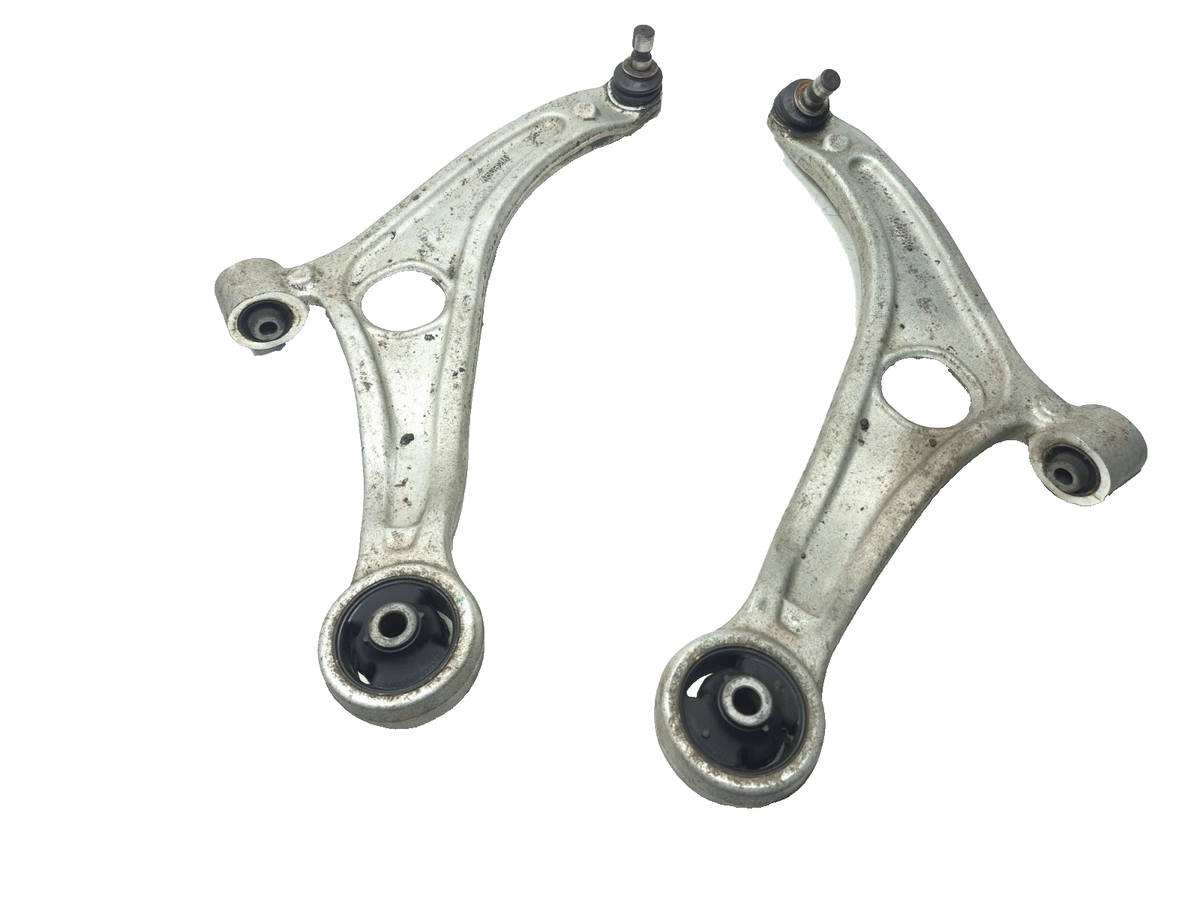 2015 Kia Optima Front Lower Control Arm Left & Right OEM