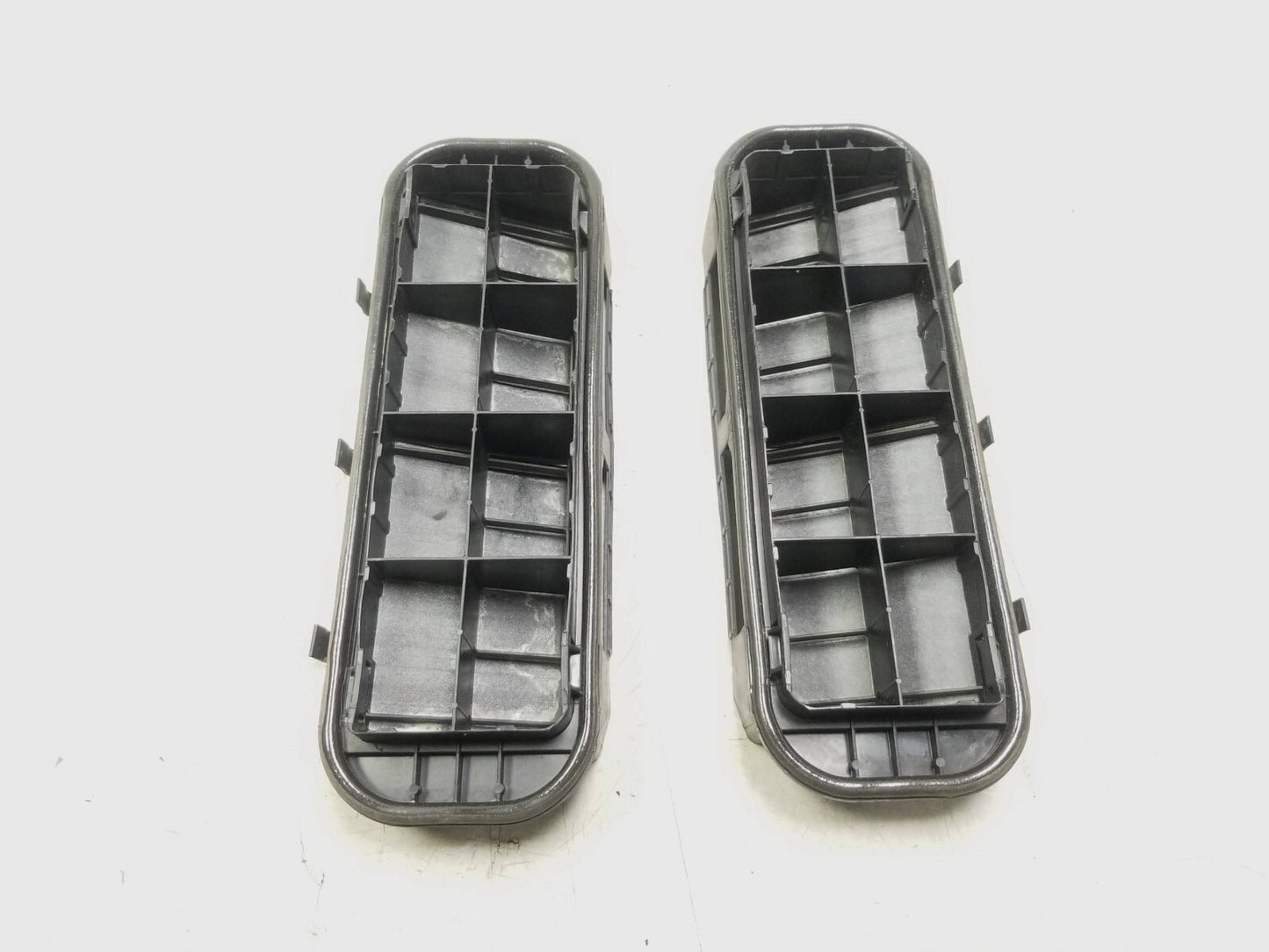 2009 Infiniti G37 Rear Trunk Quarter Flap Pressure Vent 2pcs OEM