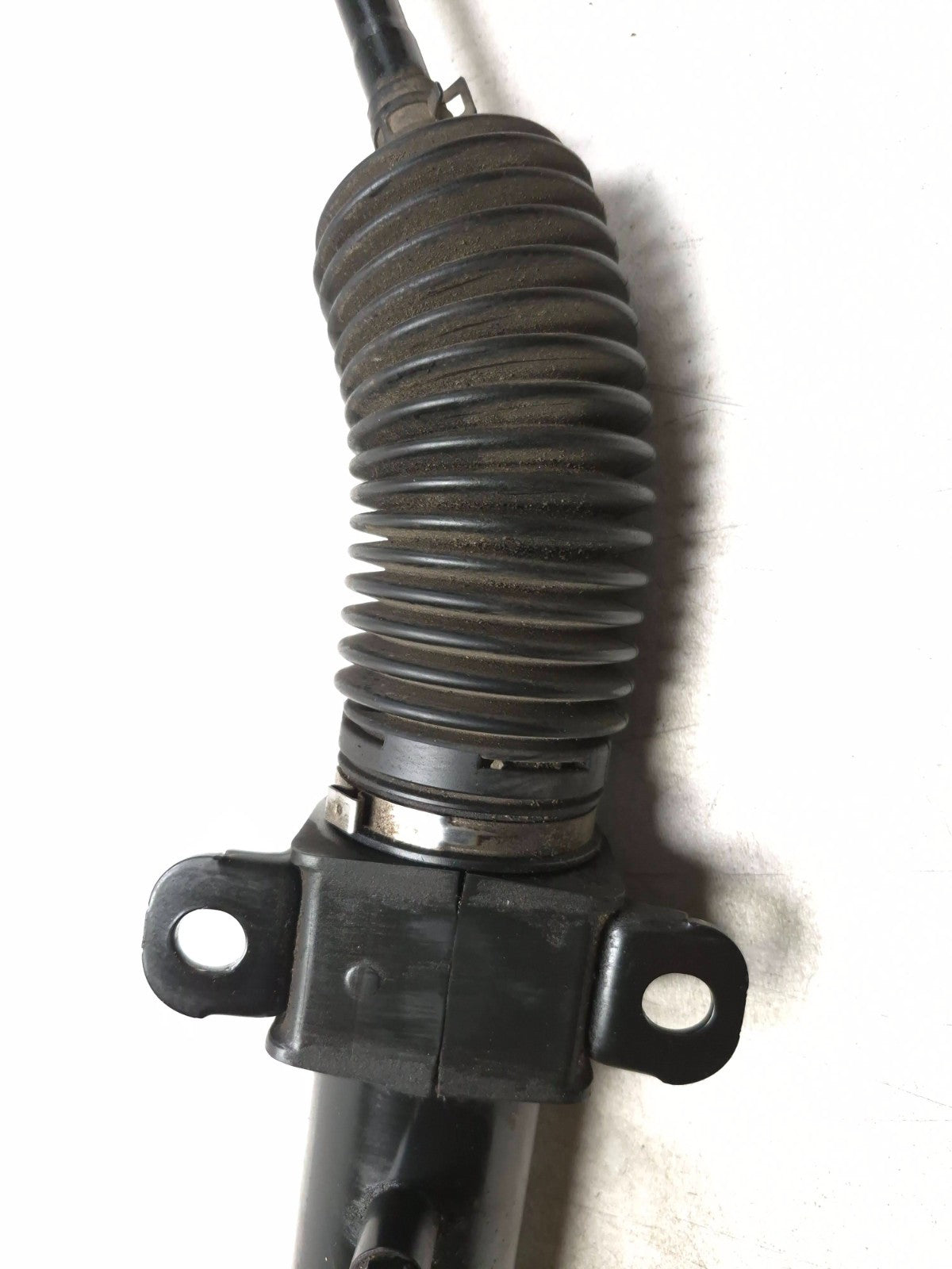 2013 Hyundai Genesis Coupe Power Steering Gear Rack & Pinion OEM