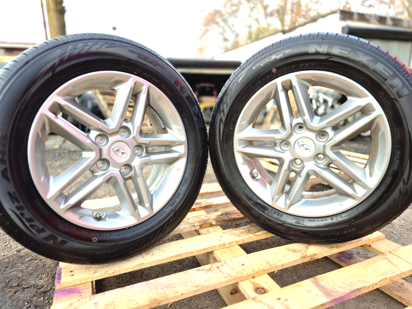 2019 Hyundai Kona Alloy Wheel Rim 16x6.5 & Tire 205/60r16 2pcs OEM