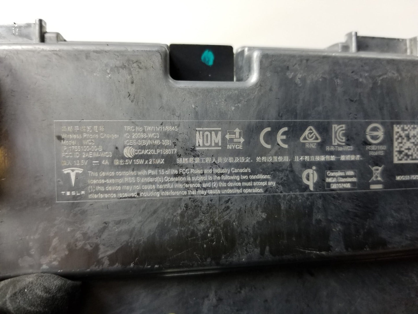 2021 Tesla Model 3 Center Console Inductive Charger Module 1755100-00-b OEM