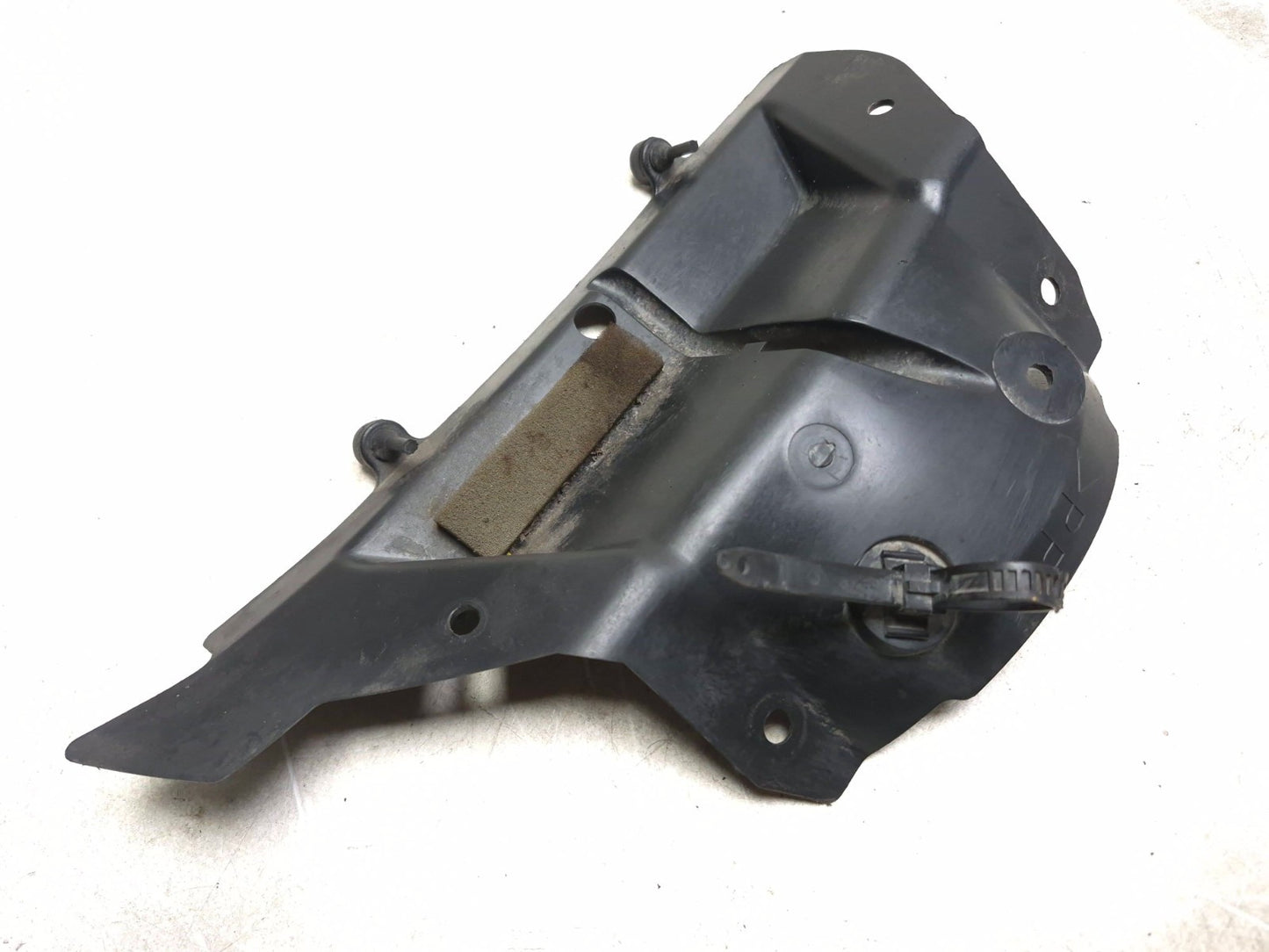 2002 Yamaha Yzf-r6 Frame Shield Cover & Triple Tree Cover Pair OEM