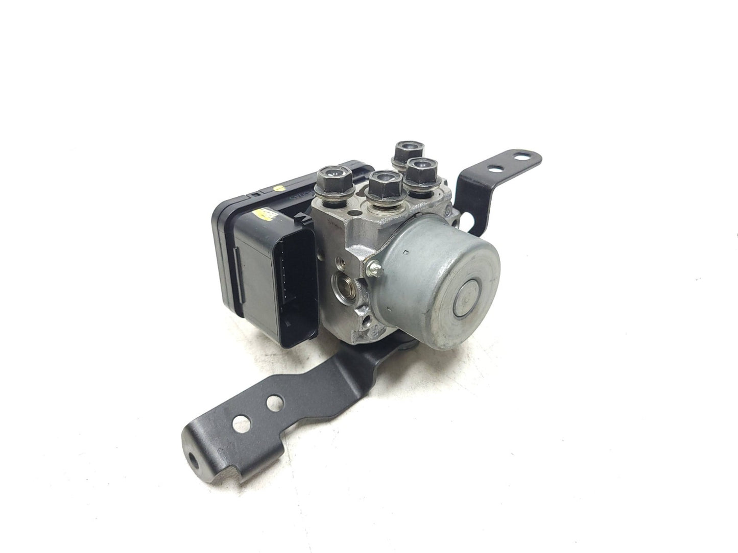 19 - 23 Kawasaki Z400 Er400 ABS Anti Lock Brake Pump OEM