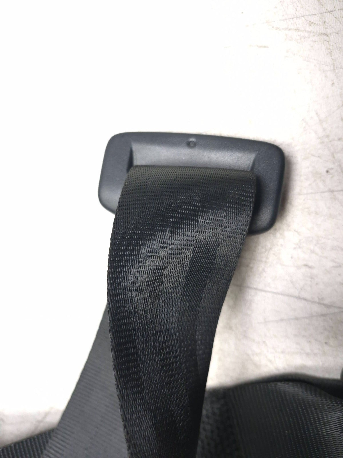 2024 Alfa Romeo Stelvio Front Seat Belt Retractor Passenger Side Right Roem