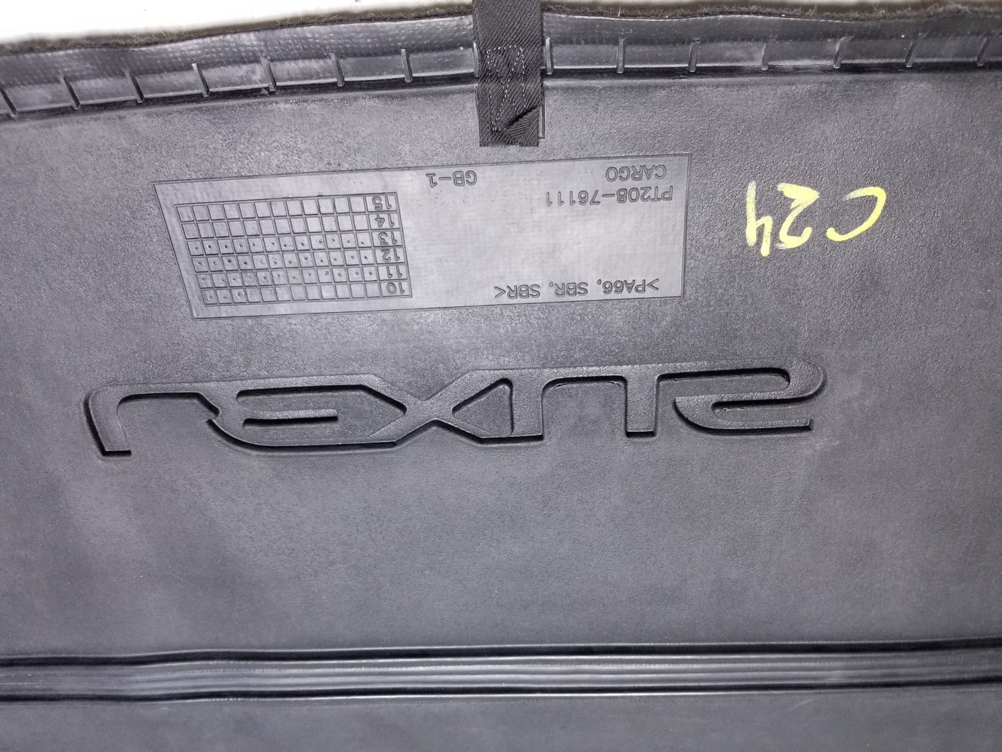 11-17 Lexus CT200h Floor Carpet Trunk Cargo Mat Pt208-76111 Oem✅