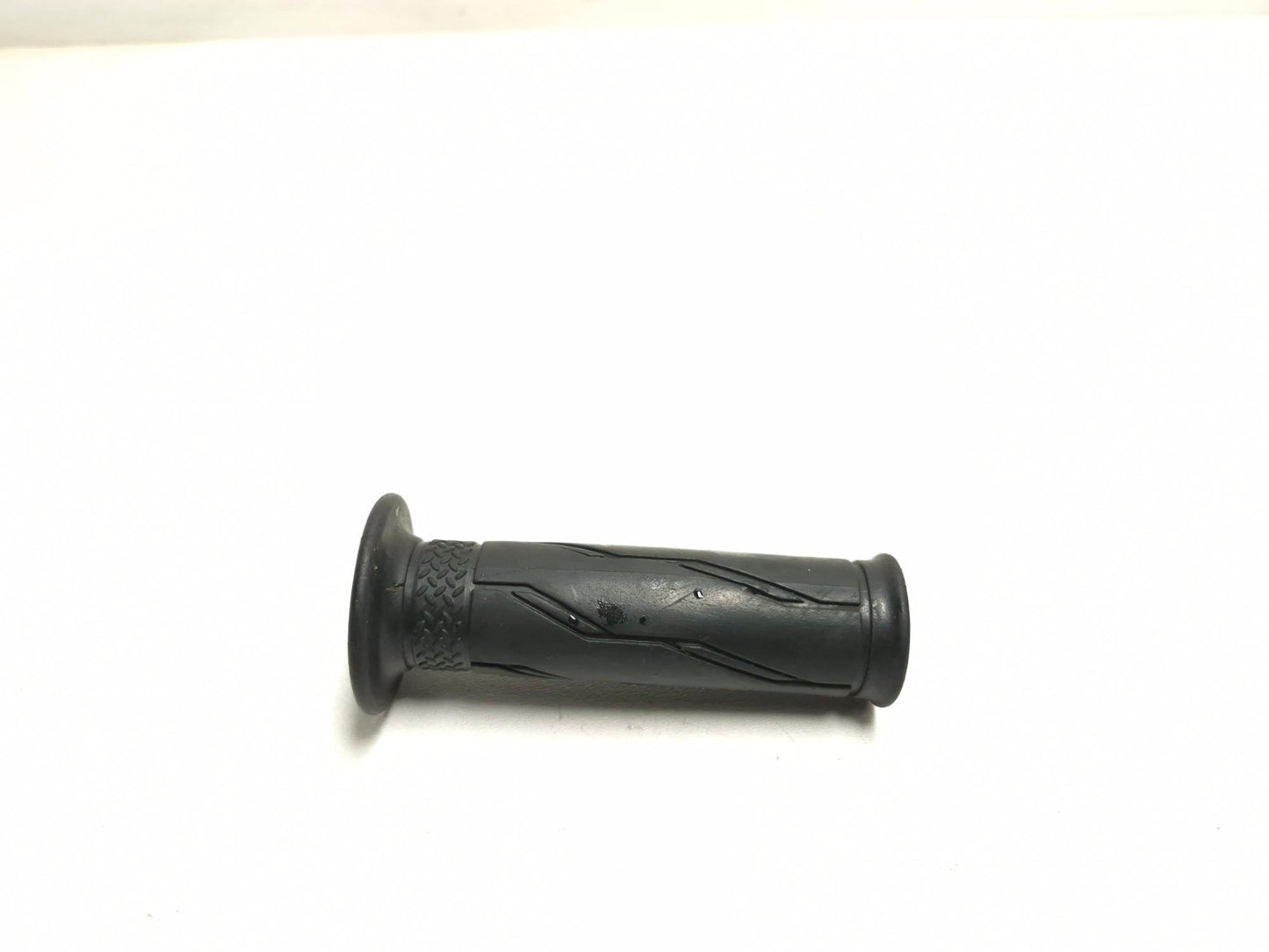 2017 Yamaha Yzf R3 Left Handlebar Grip & Battery Tray Pair OEM