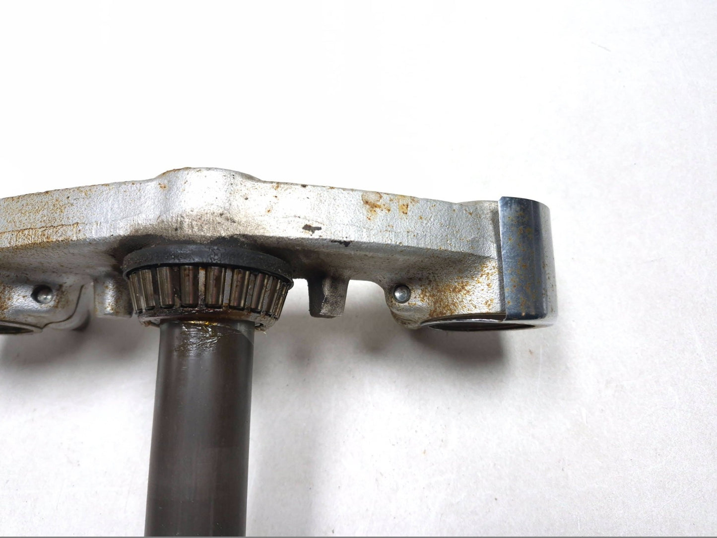 1996 Yamaha Virago Xv750 Front Holder Fork Under Triple Tree OEM