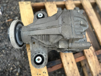 2018 Chrysler 300 Rear Differential Carrier 3.6l OEM