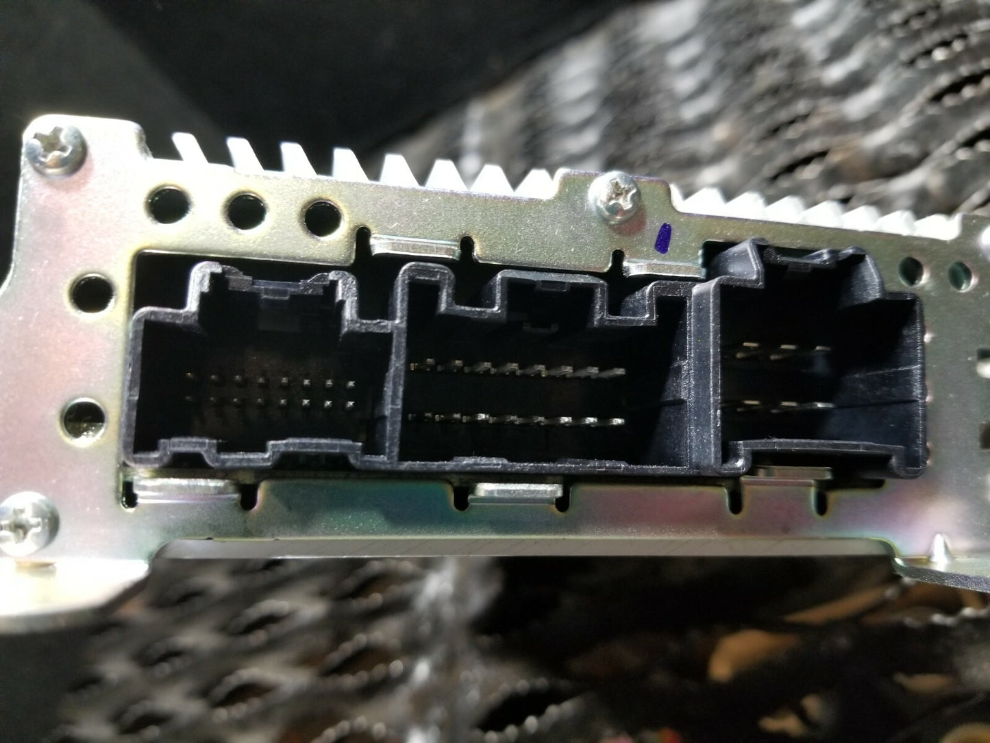 15 16 17 Chevrolet Equinox Active Noise Body Control Module 23343945 OEM 24k