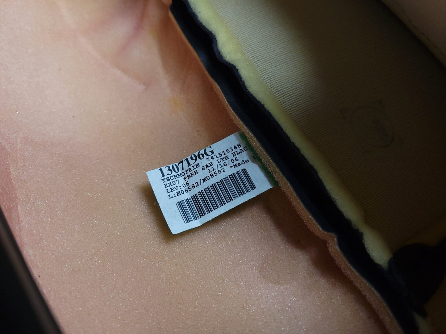 2004 - 2008 Nissan Maxima Front Seat Back Cushion Upper Passenger Right OEM