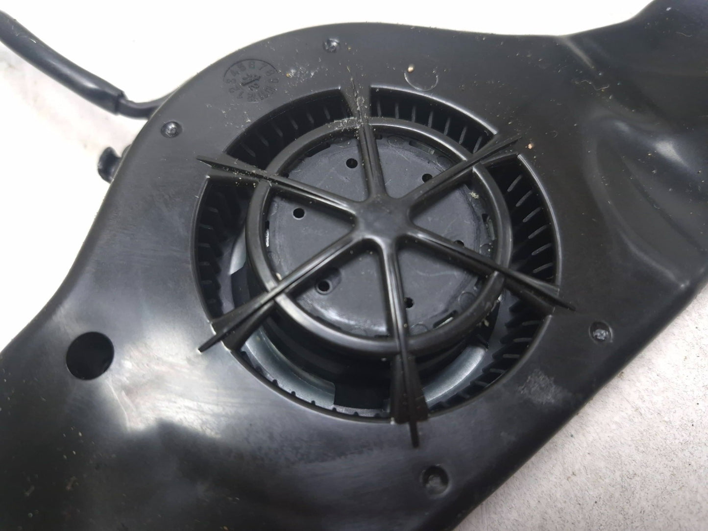 2013 Porsche Cayenne Front Driver Seat Blower Motor OEM