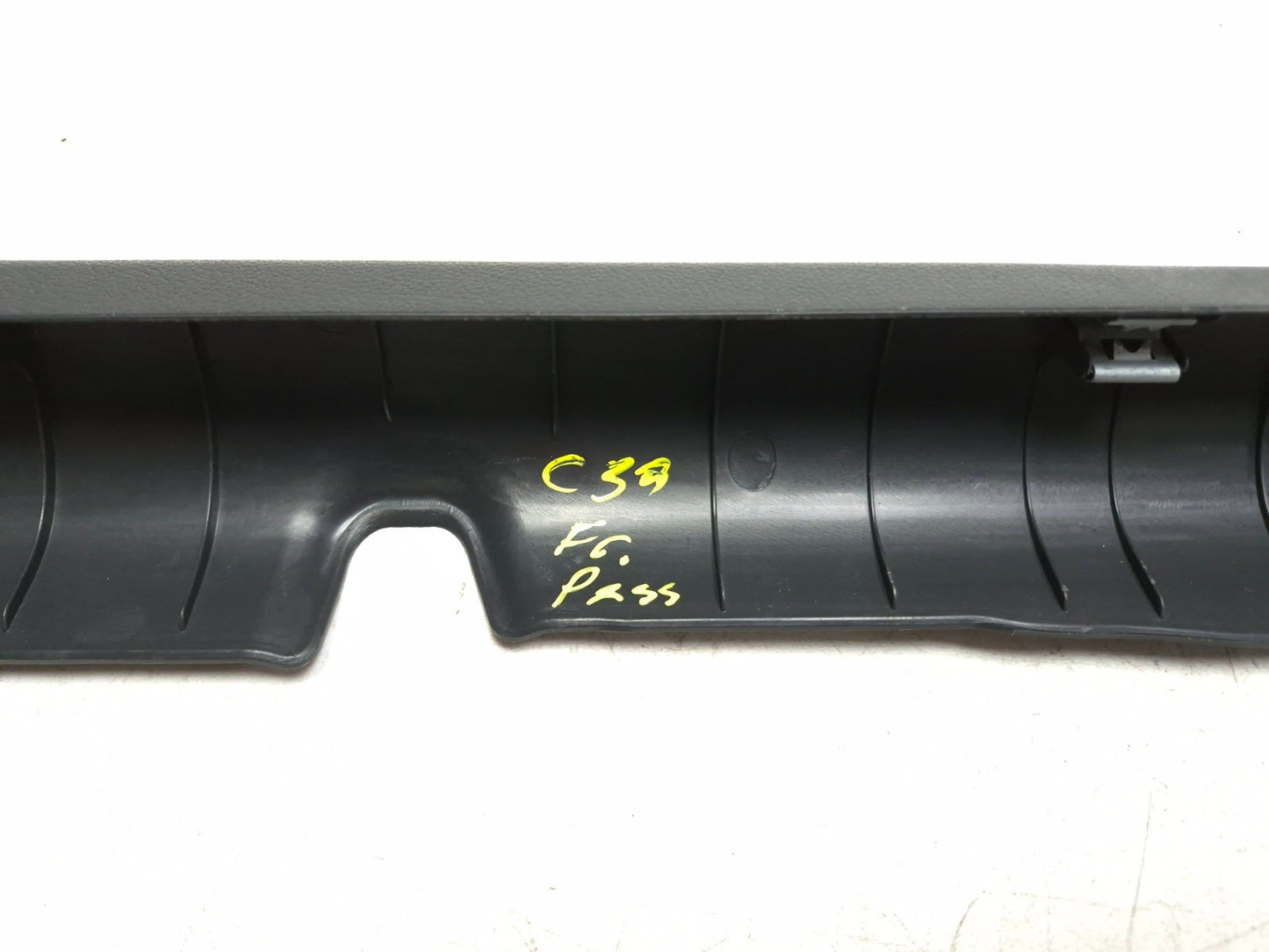 2014 Hyundai Accent Front Sill Plate Left And Right OEM