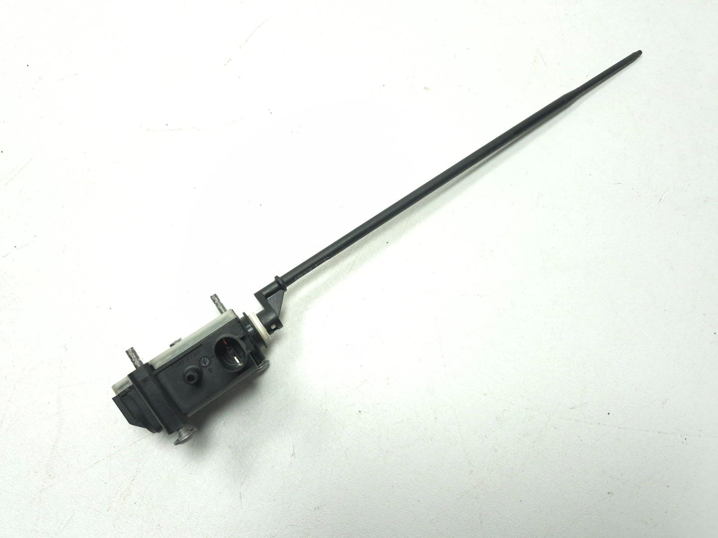2011 BMW 750li Fuel Door Hatch Lock Actuator Pin 7200674 Oem✅