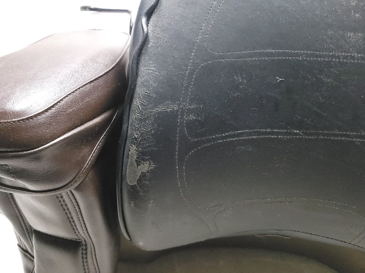 1984 - 1987 Honda Gl1200 Goldwing Rear Seat Back W/ Luggage Case OEM
